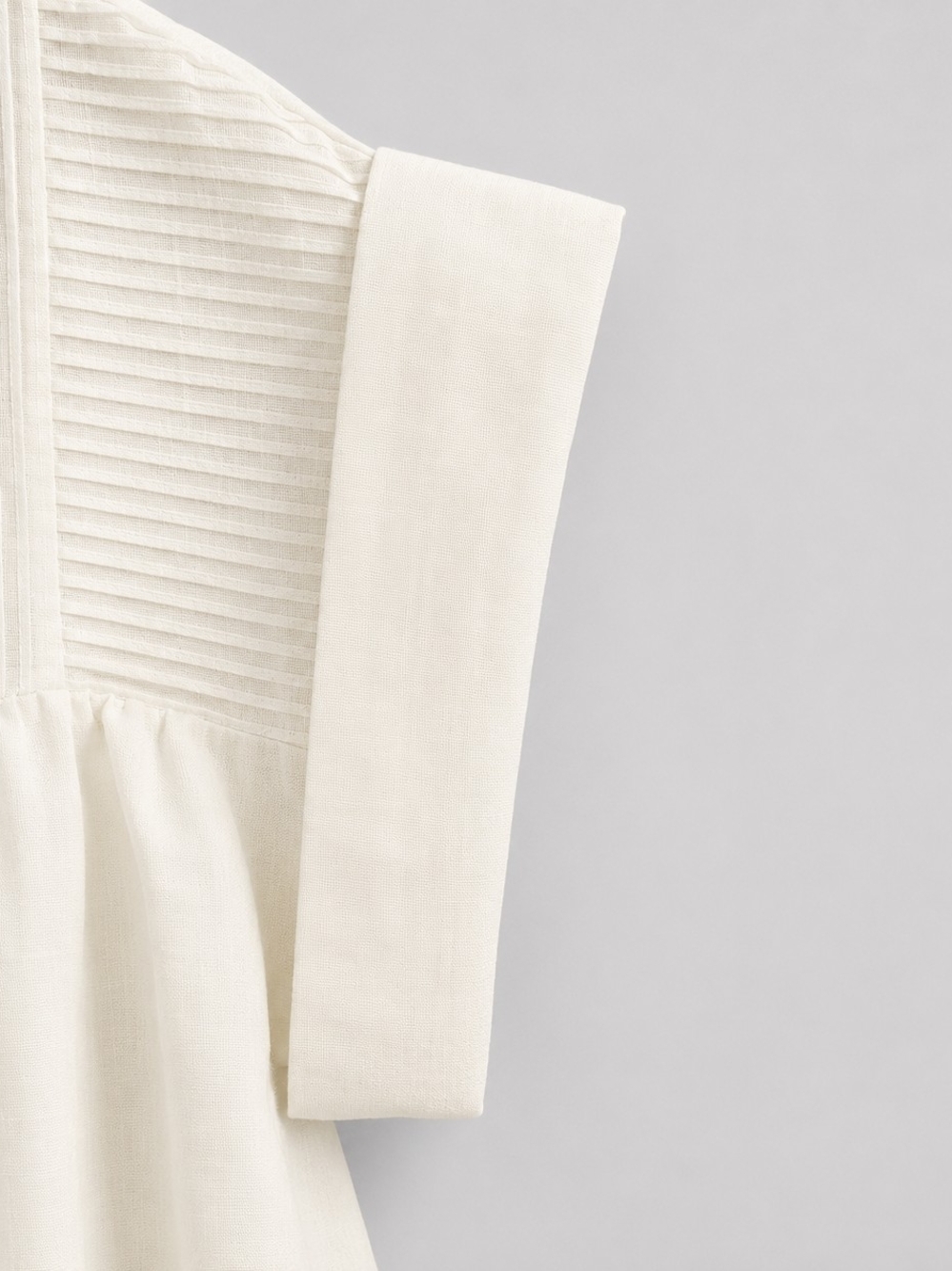 Cider Ribbed Yoke Button-Front Short Sleeve Top - Cream Linen Blend Boxy - Picture 5 of 7